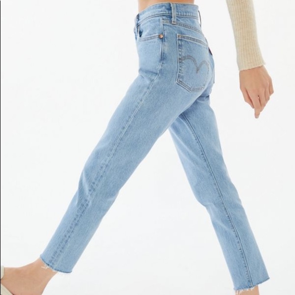 Levi’s Wedgie Icon Jeans - Size 25